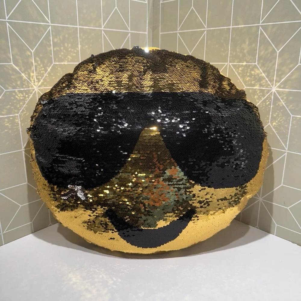 Flipping Reversible Sequin Smiley Face Pillow Yellow &‎ Black Reversible